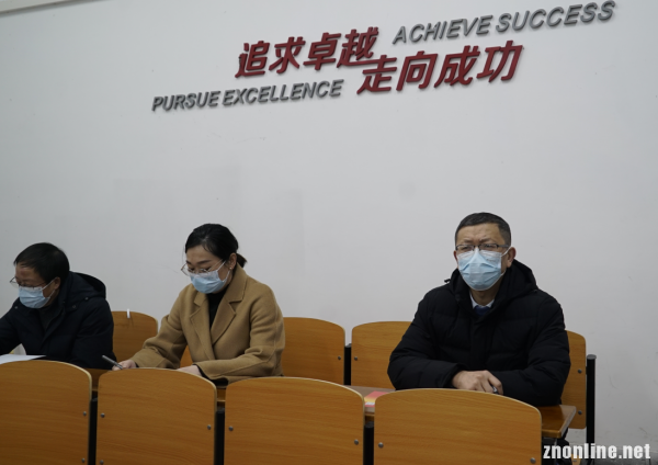 球友会党委书记汪继平一行深入课堂听思政课(图2)
