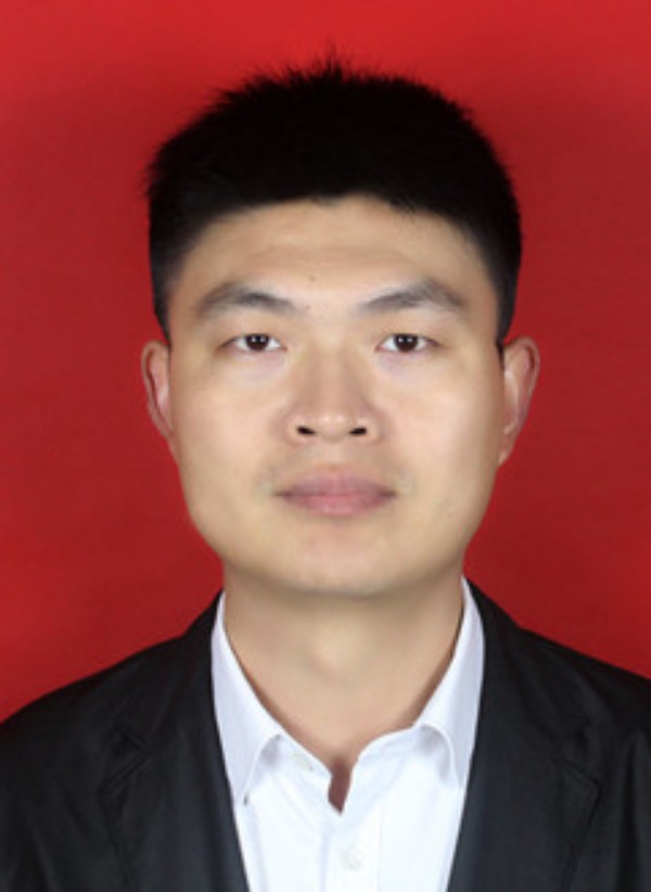 qy球友会思政课名师——曾晓辉(图1)